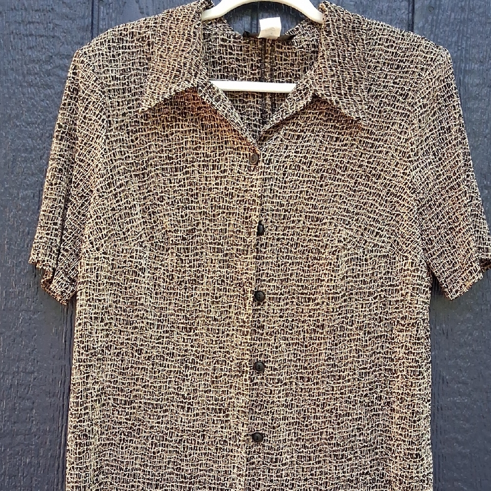 Connected Apparel Black and White Textured Shirt